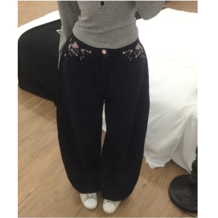 Sakura Embroidery Loose Scythe - Embroidery Jeans Sakura review and price