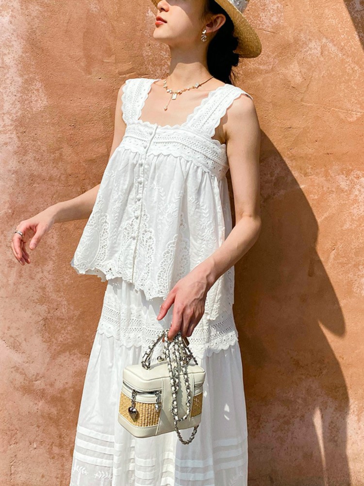 Bohemian White Square-neck Ves - Embroidery Vest review and price